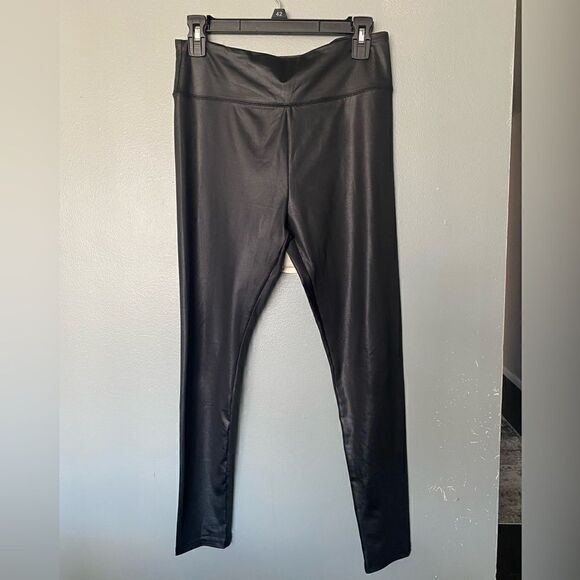 Wild Fable black hi-rise leggings size medium - Picture 1 of 4